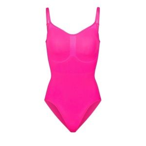 Skims sculpting body suit w/ snaps
